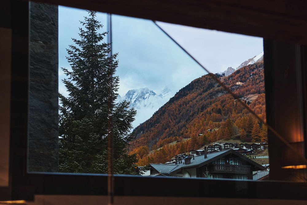 Schlosshotel Zermatt 6/61
