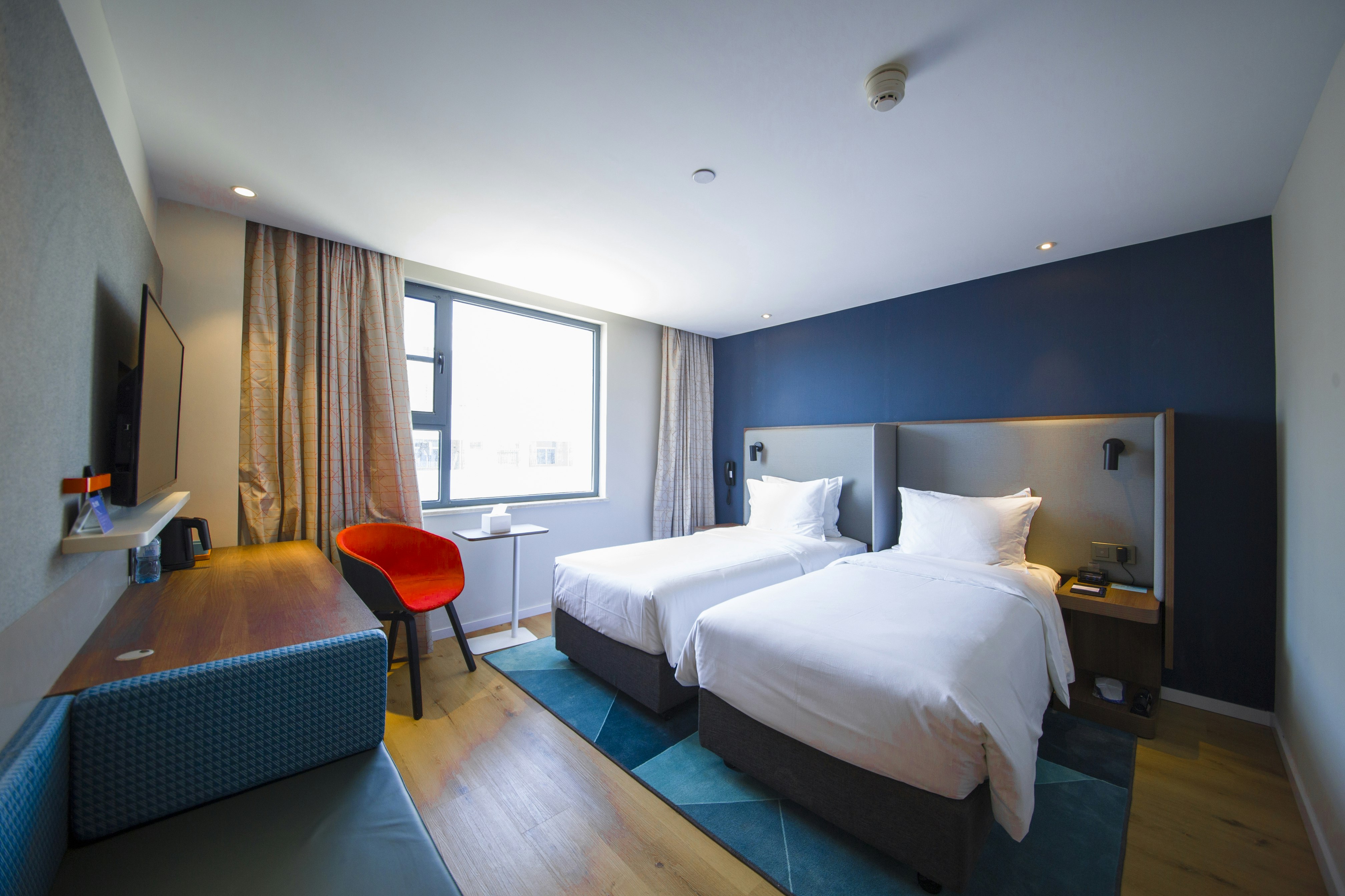 HOLIDAY INN EXPRESS SANYA BAY 22/50