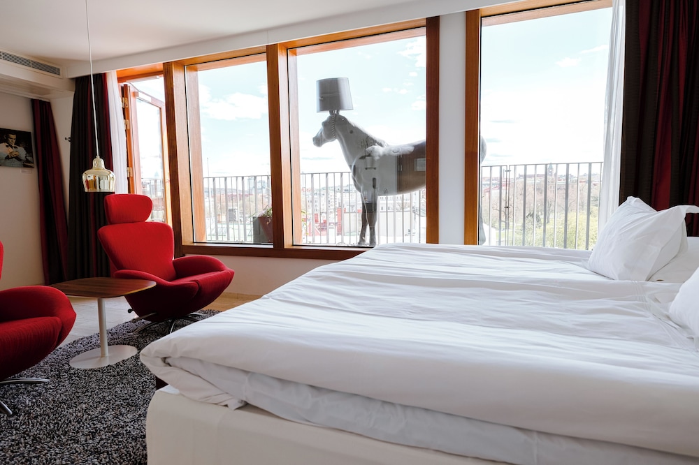 DELUXE, KING BED, TERRACE