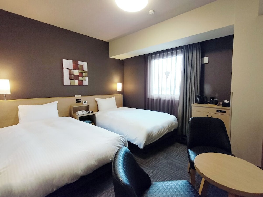 HOTEL ROUTE INN TAKAOKA EKIMAE 9/53