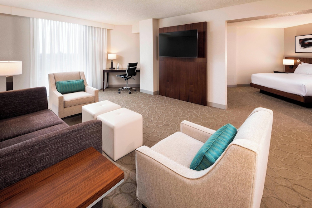Delta Hotels Minneapolis Northeast 15/47