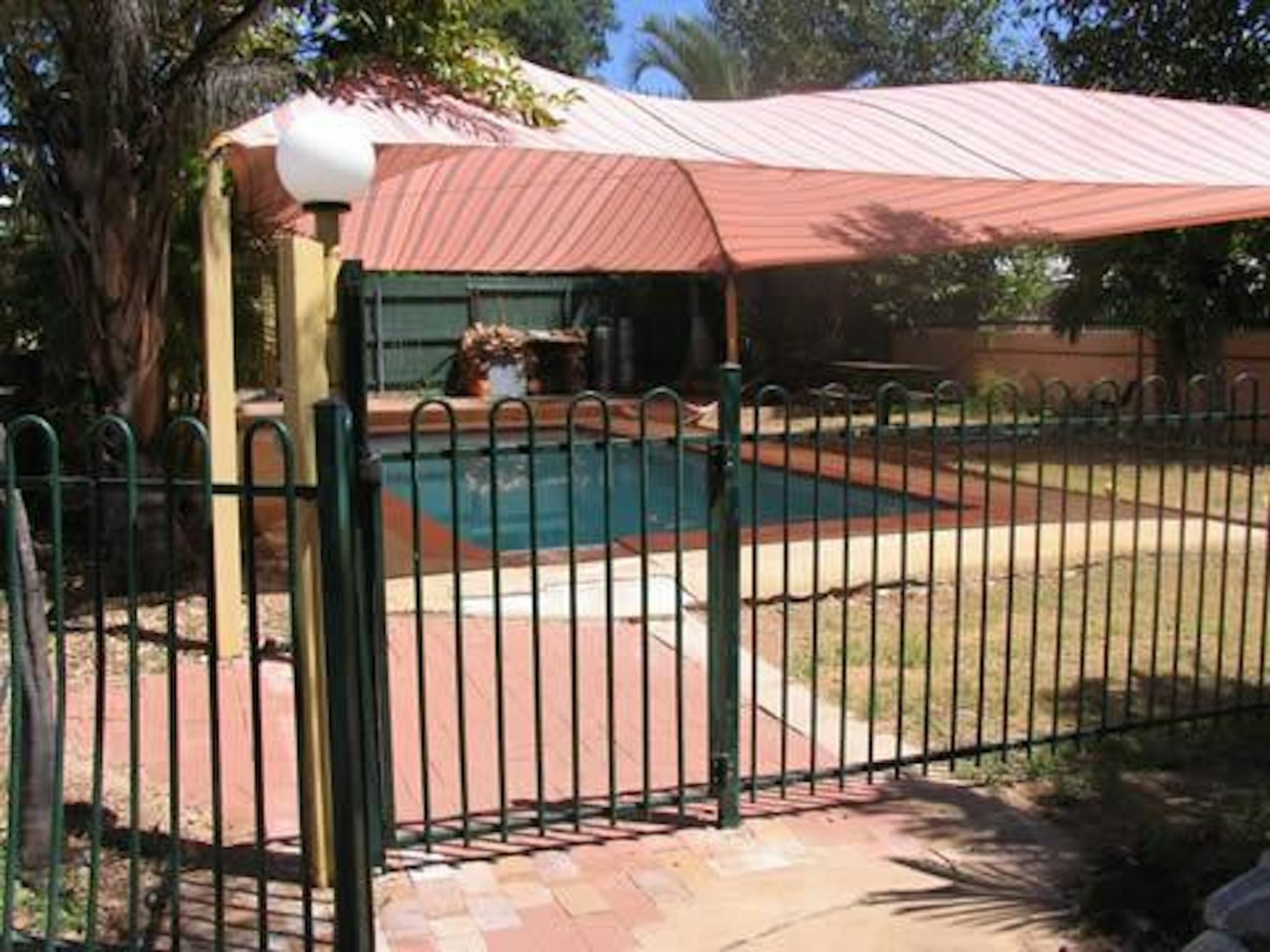 Townview Motel 2/3