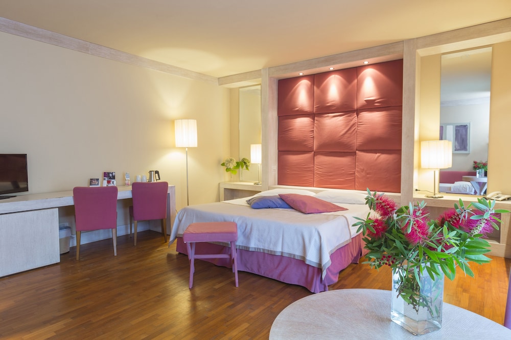 Mercure Tirrenia Green Park 13/50