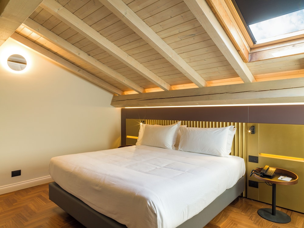 JUNIOR SUITE, TWO STORY