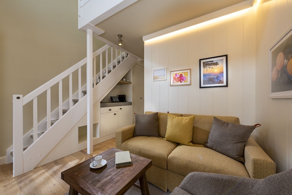 Loev Hotel Rugen 52/70