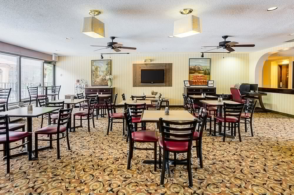 restaurant-cafeteria