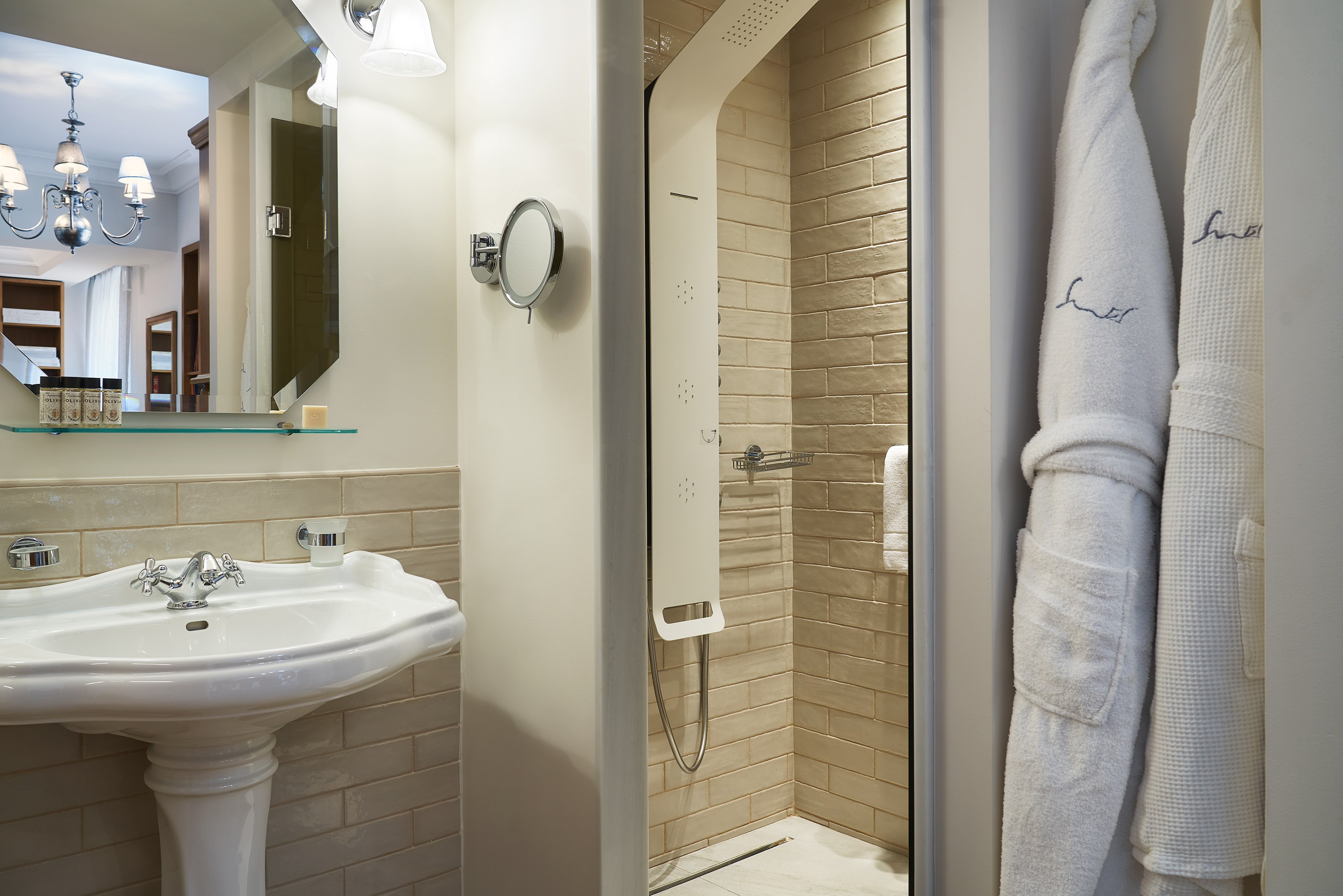 Azure Sea View Suite، Metaxa Hotel, Urban Boutique Living 7/9