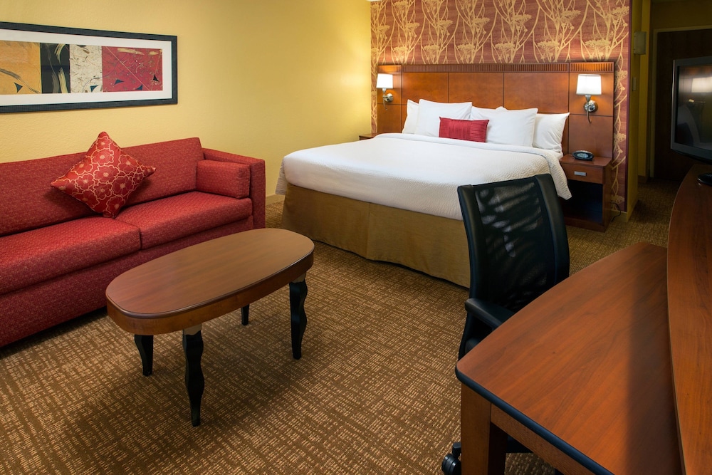 Courtyard Anaheim Buena Park 9/42