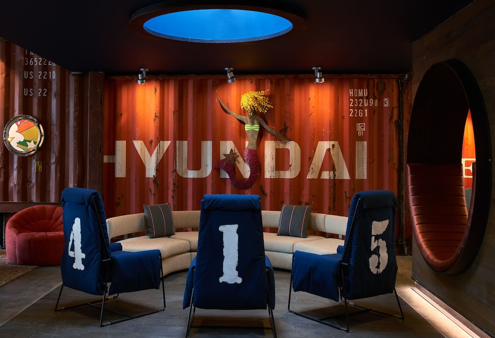 Hotel Zephyr 22/51