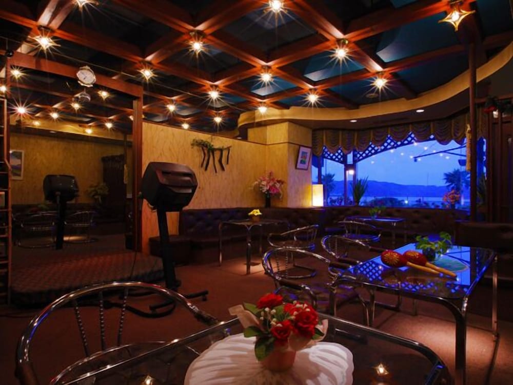 Kurofune Hotel 4/47