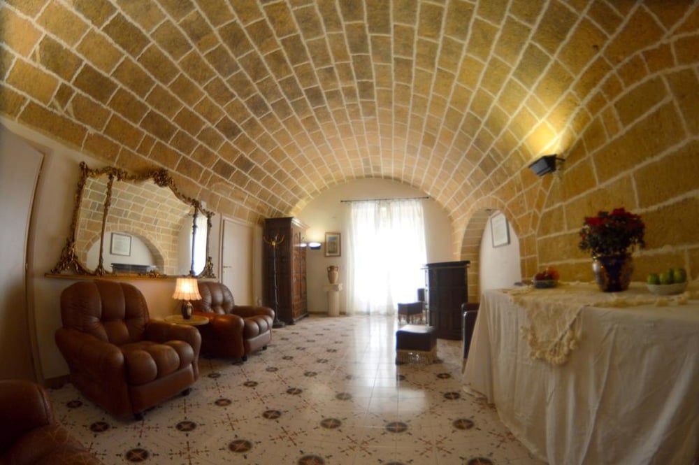 Palazzo Piccioli 37/47