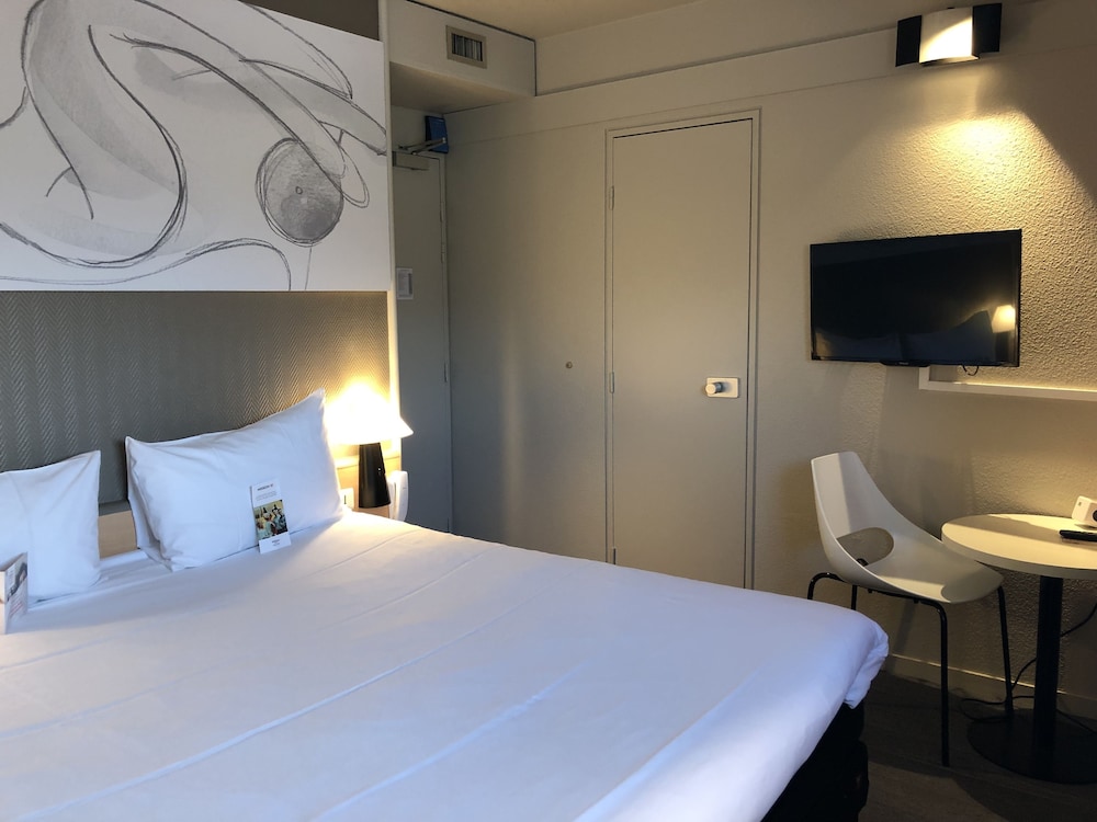 ibis Paris Porte De Montreuil 28/71