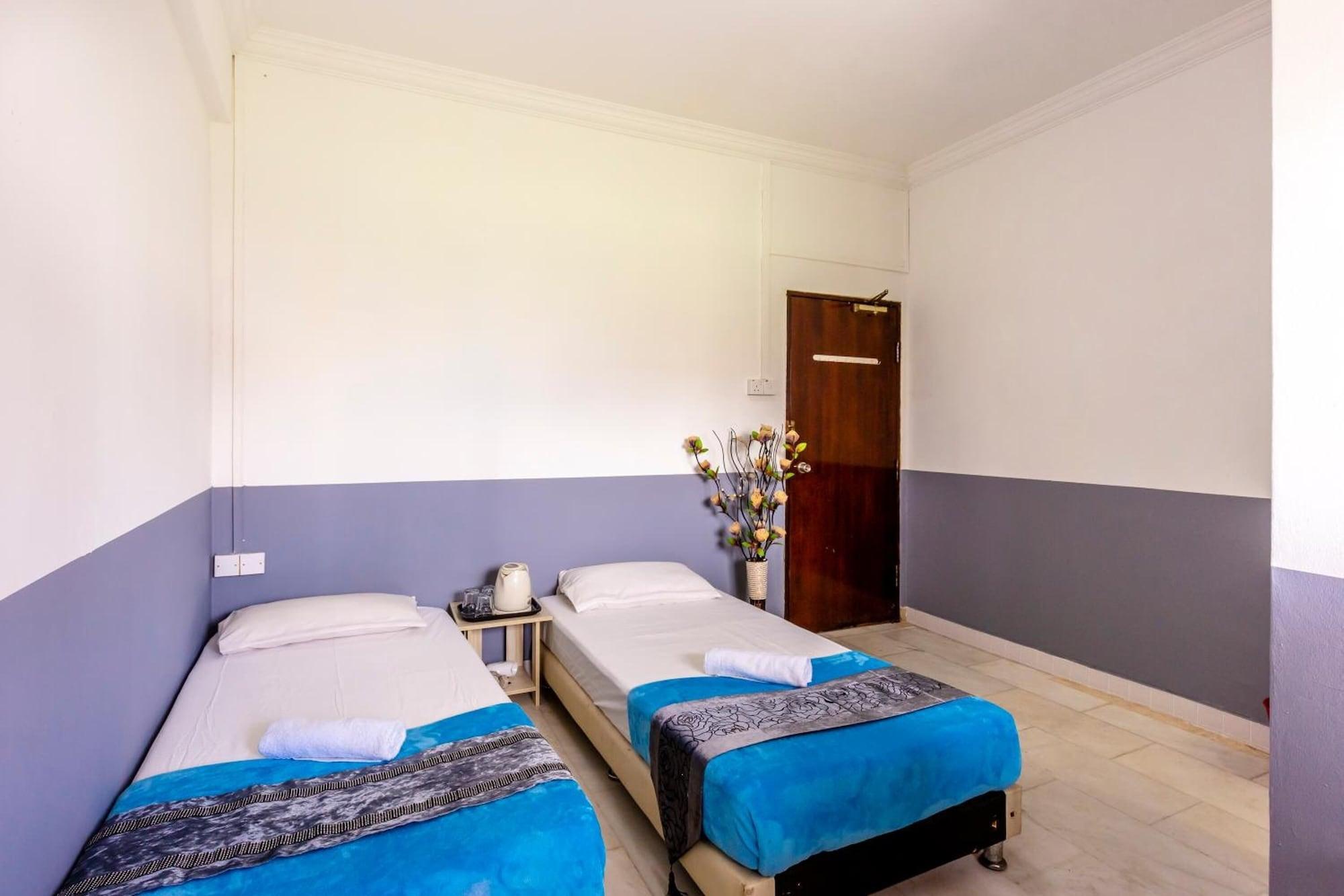 K HOTEL 8 39/56