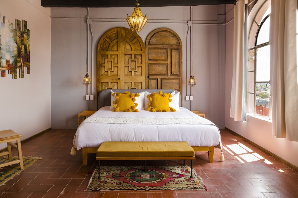 Selina San Miguel de Allende 23/58