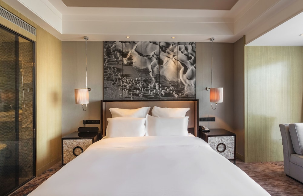 Universal Hotel Urumqi 5/33