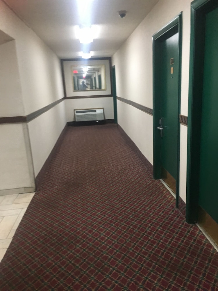 A Victory Hotel-Southfield 9/28