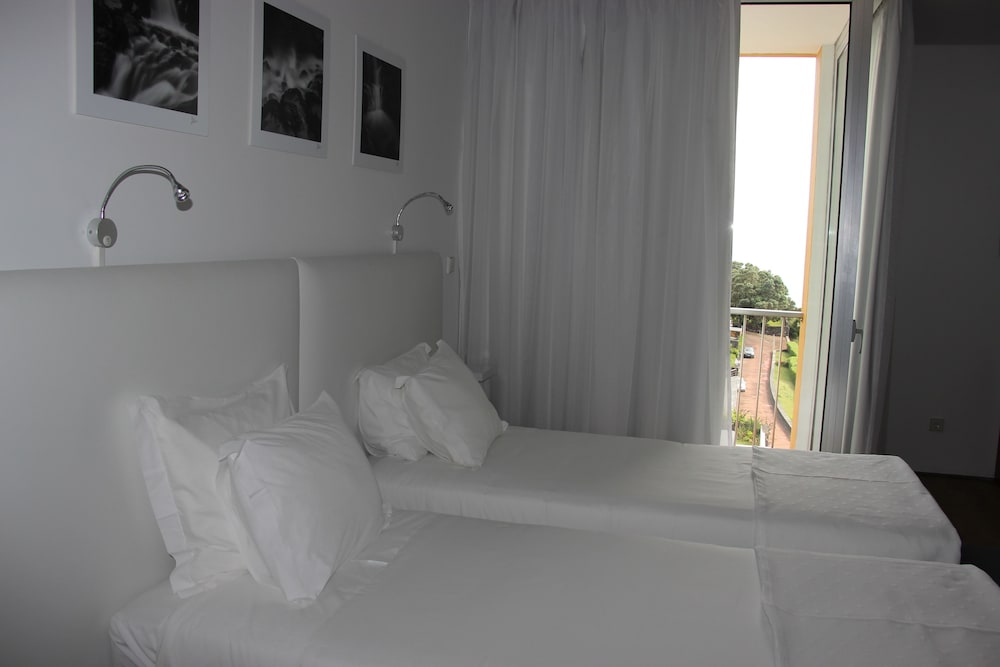 ANC Resort 10/63