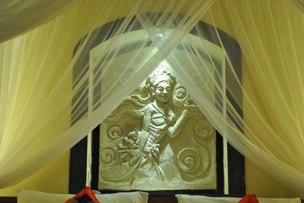 Trijaya Guest House 47/72
