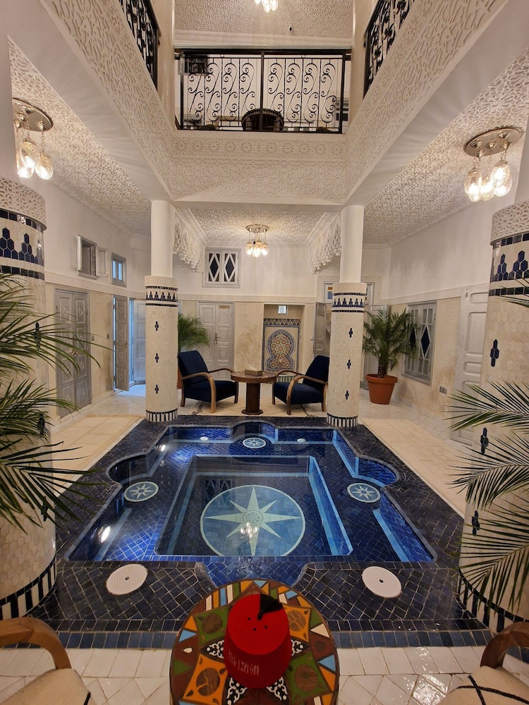 Riad Explore 19/44