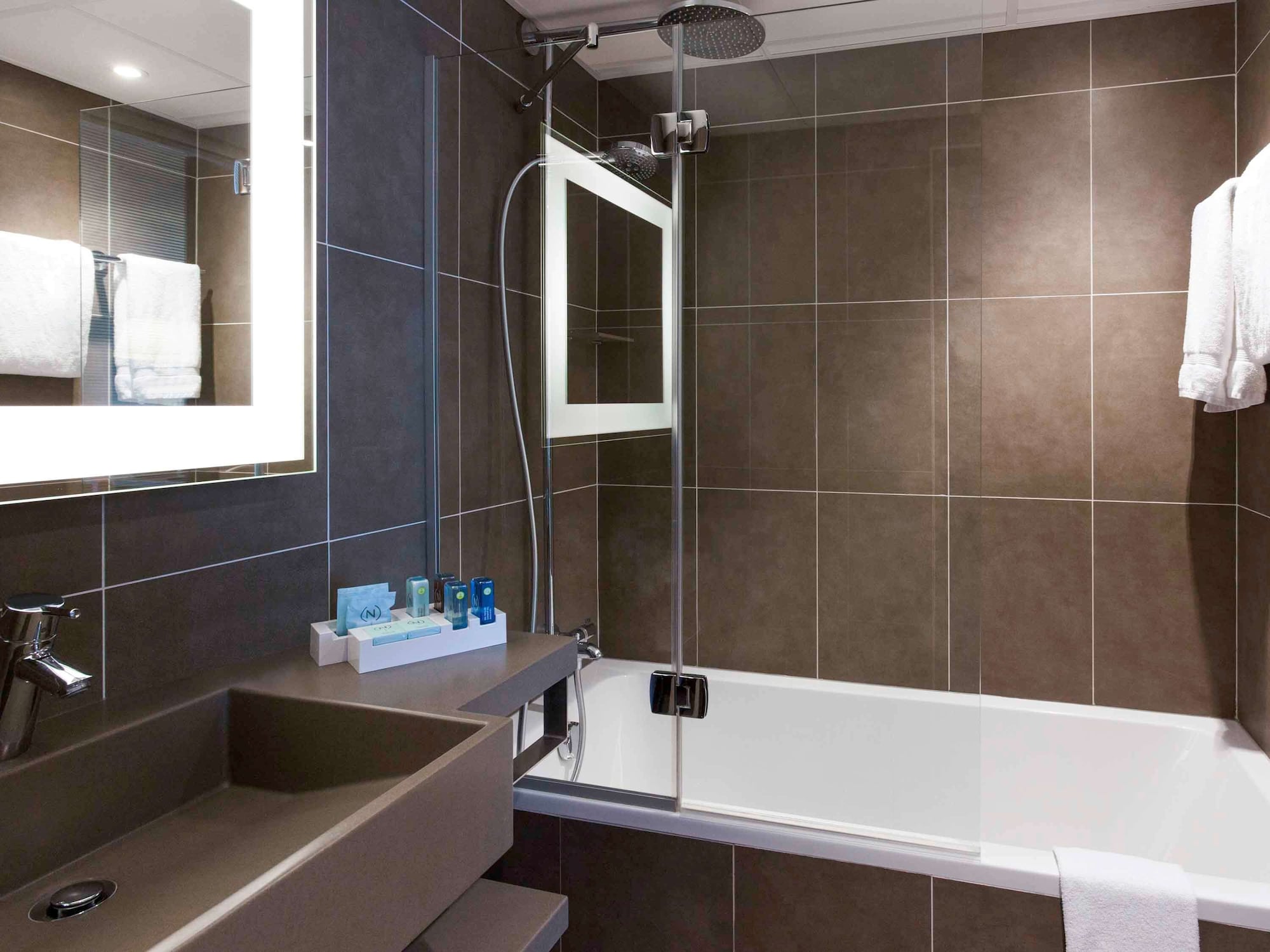 غرفة سوبيريور بسرير مزدوج مع أريكة، Novotel Paris 17 10/10