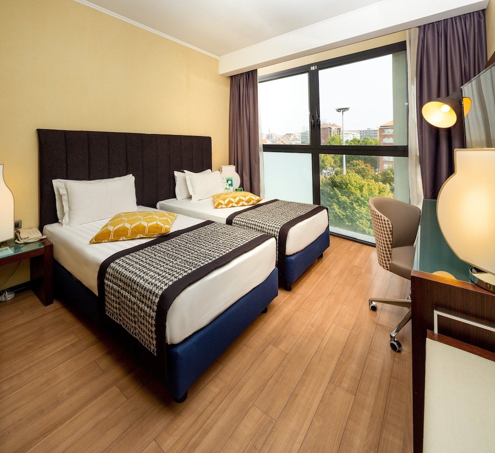 HOLIDAY INN TURIN CORSO FRANCIA 21/54