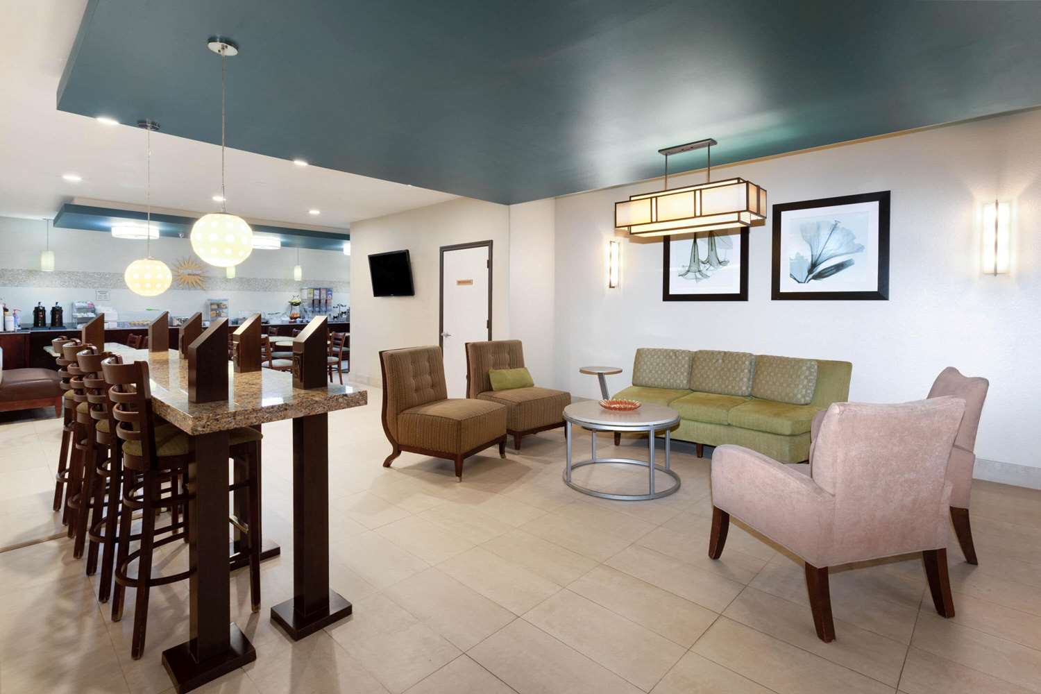 Baymont by Wyndham Henderson-Northeast Denver 36/58