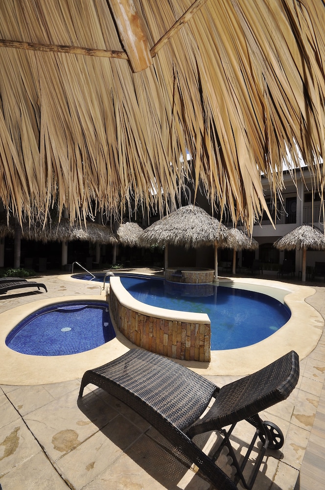 Hotel Colono Beach 50/73