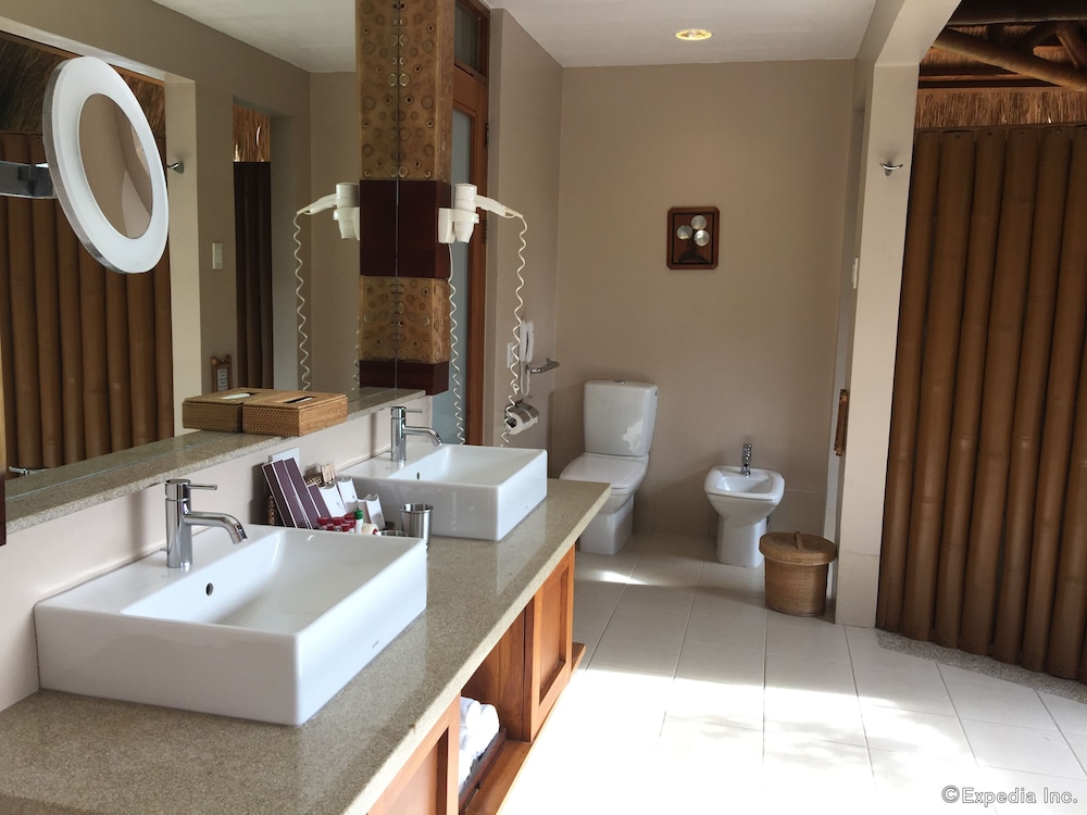 Eskaya Beach Resort And Spa 72/73