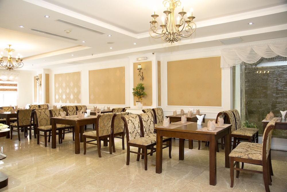 City Bay Palace Hotel 62/70