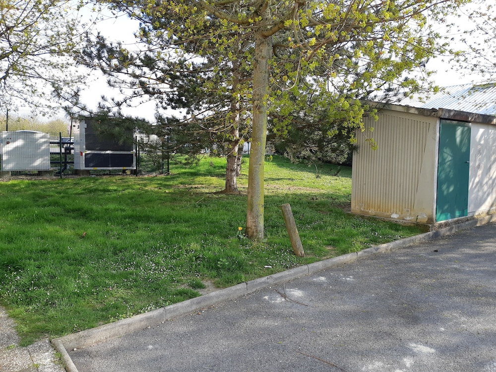 Premiere Classe Compiegne - Jaux 47/50