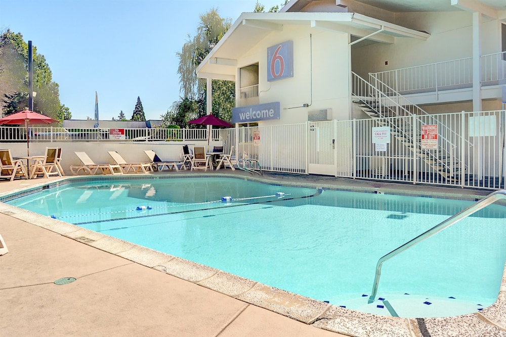 Motel6 Portland, OR - Central 39/47