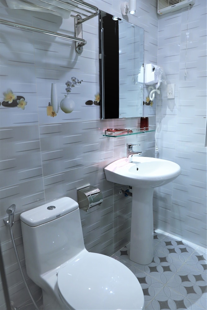 Red House Homestay 30/70