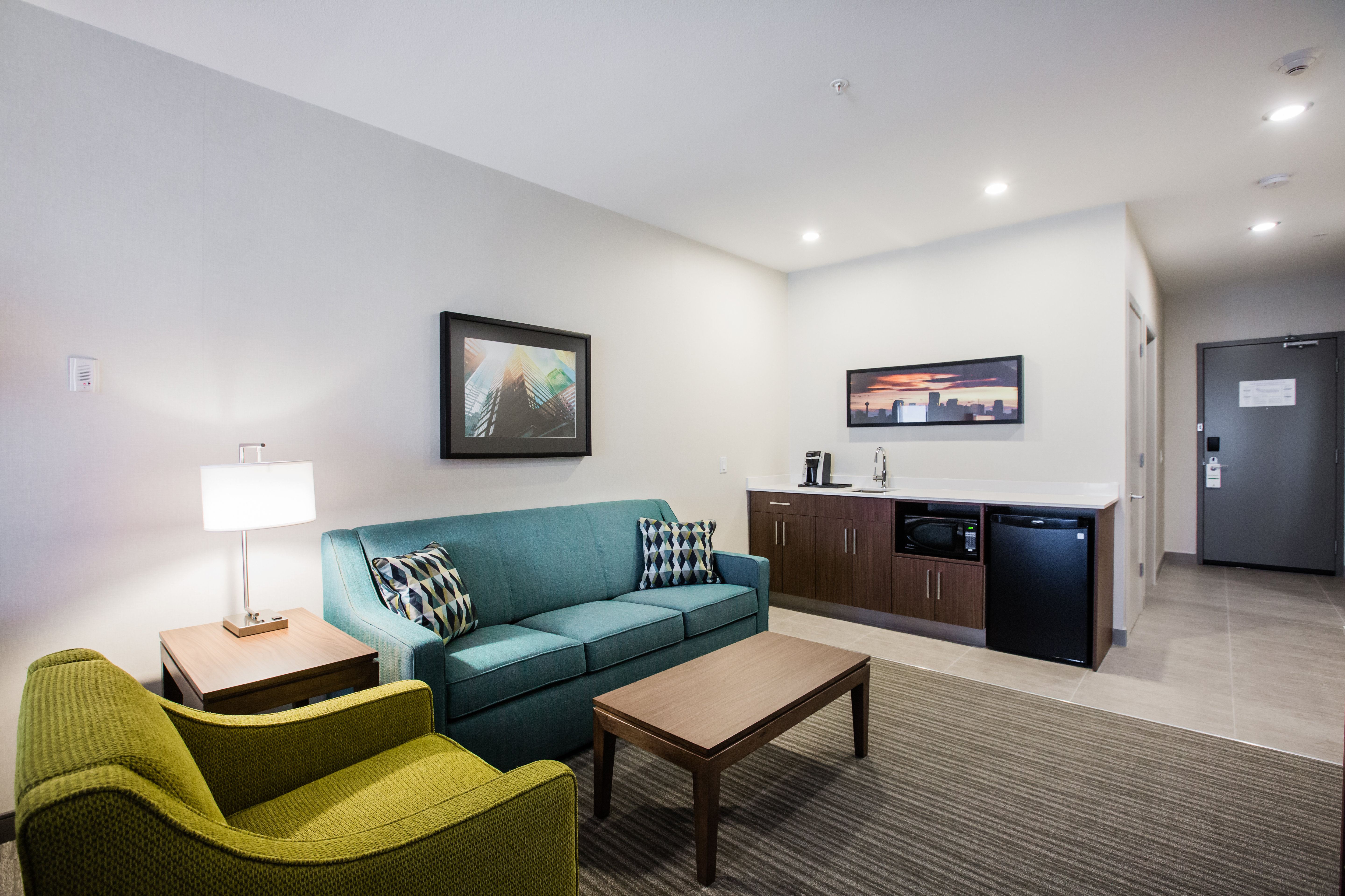 Holiday Inn Hotel Suites Calgary South Conference Ctr 51/73
