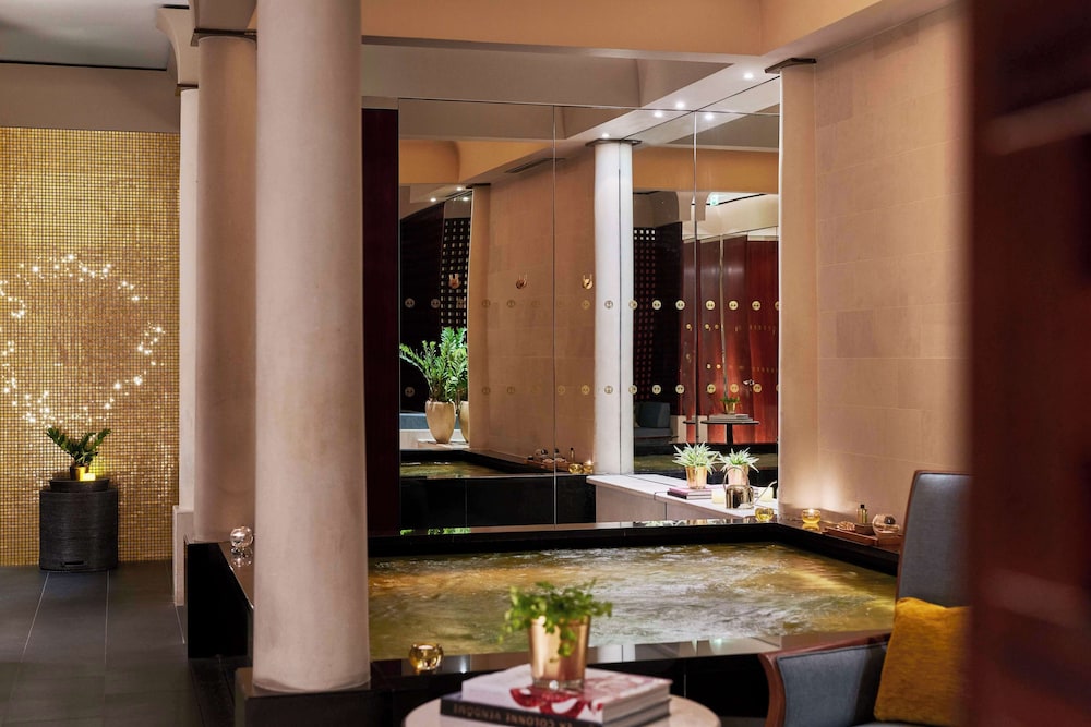 PARK HYATT PARIS VENDOME 31/71