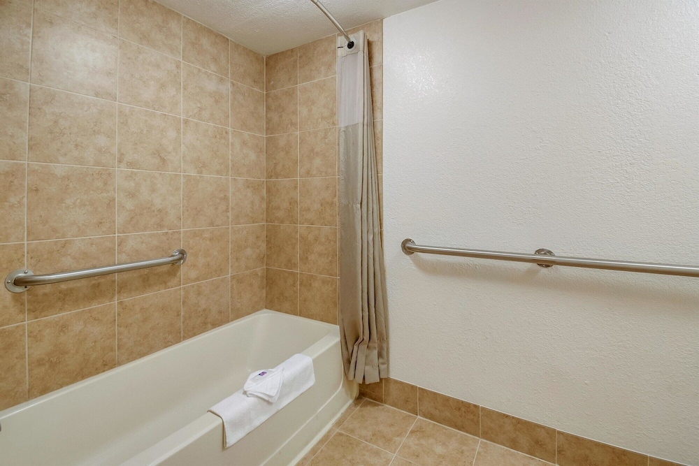 Motel6 Grove City, OH 44/47