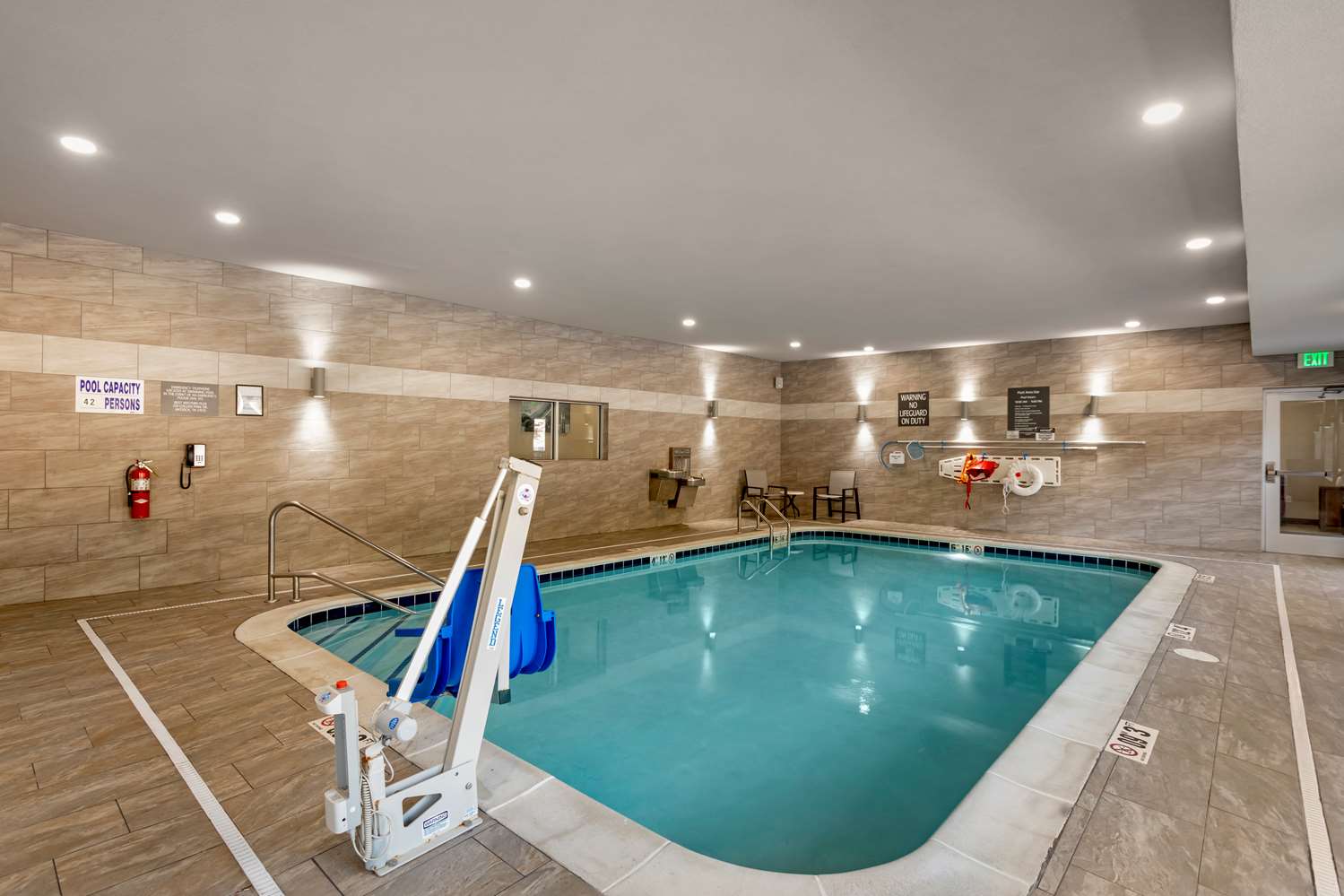 Executive Residency Antioch Inn 23/43