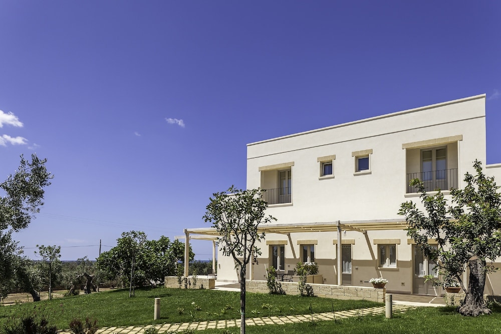 Tenuta Monticelli Bio Relais 4/64