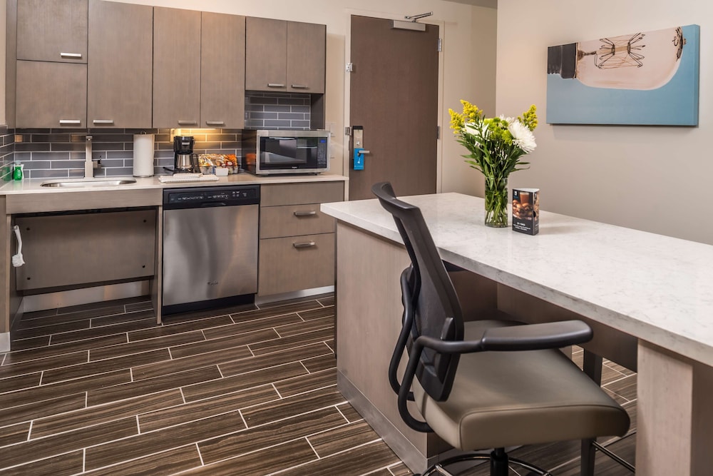 Hyatt House Raleigh/Rdu/Brier Creek 37/42