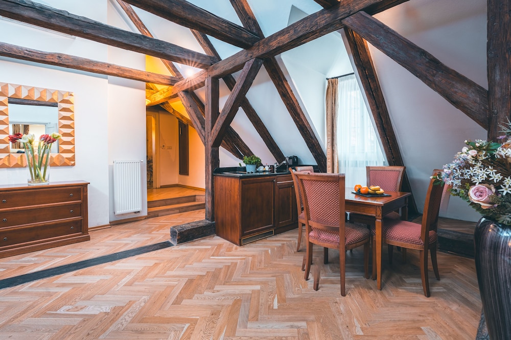 Appia Hotel Residence 35/50