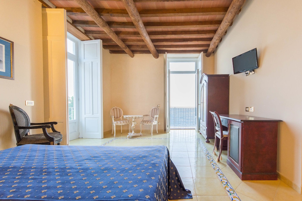 Villa Isabella 8/40