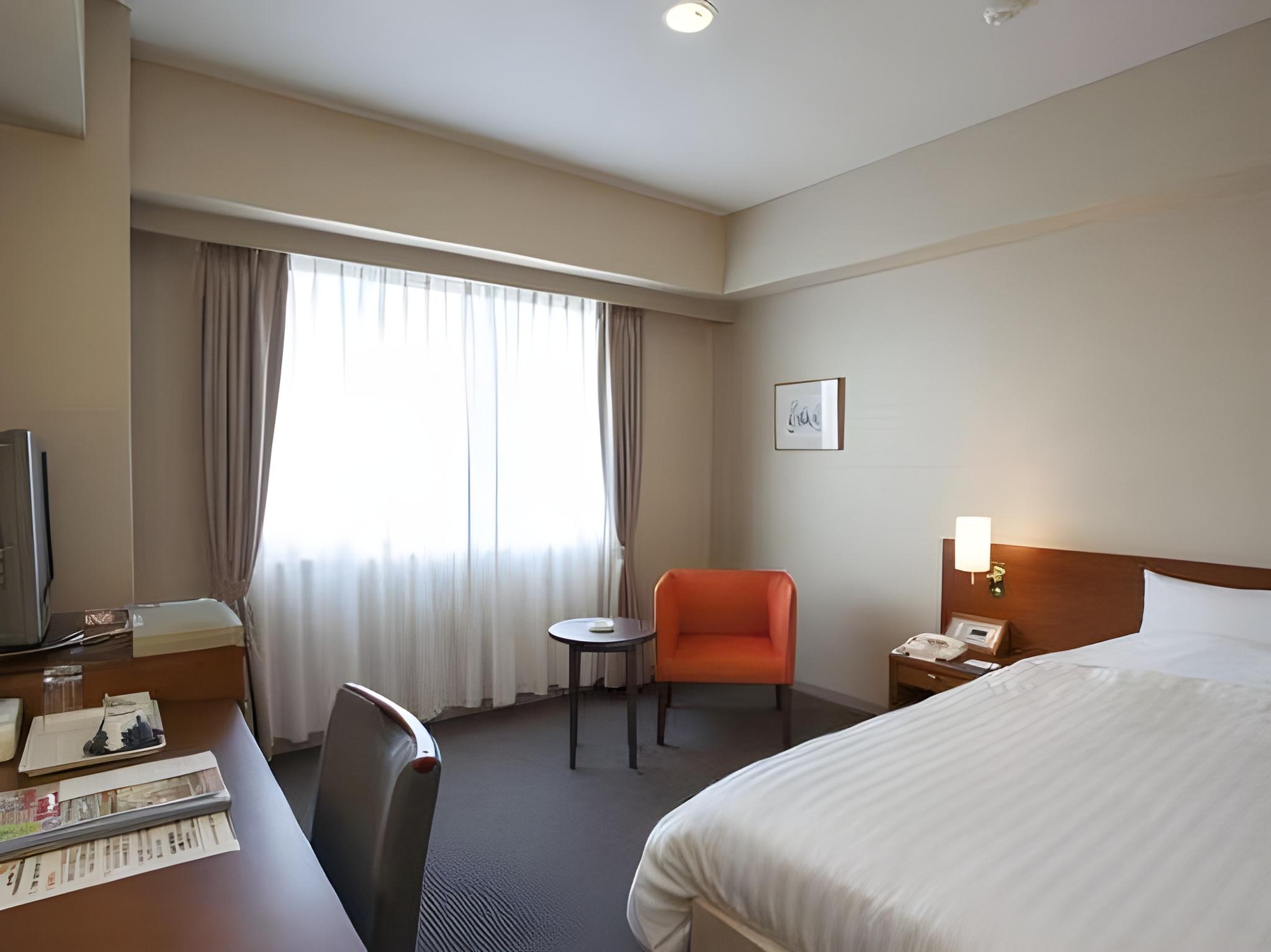 MUTSU GRAND HOTEL 10/30