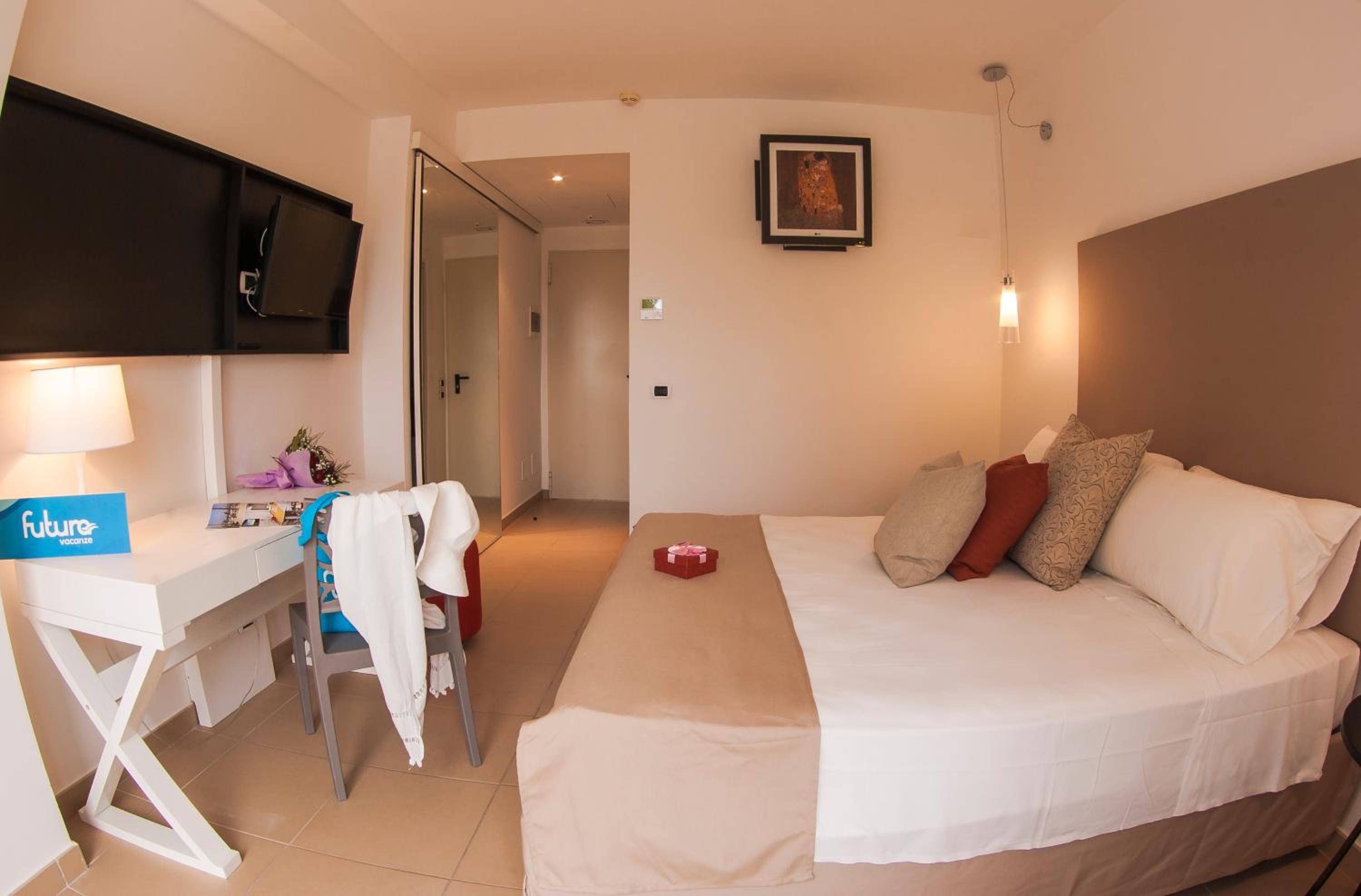 Room, Double Bed, Futura Club Spiagge Bianche 5/9