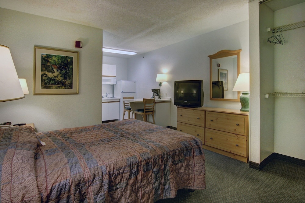 Studio 6 Extended Stay - Roswell, GA - Atlanta 41/59