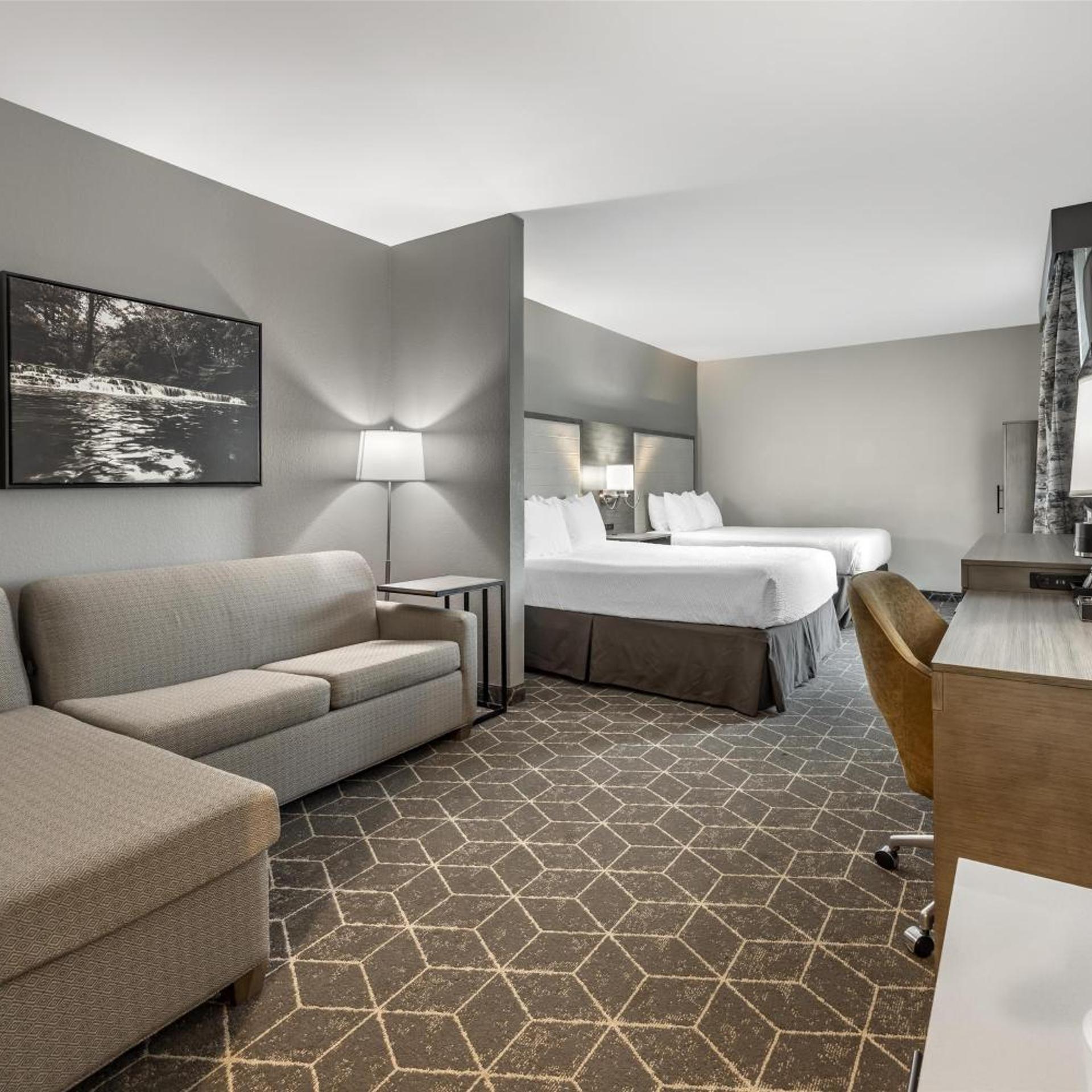 Room, 2 Queen Beds, Sofa, Accessible
