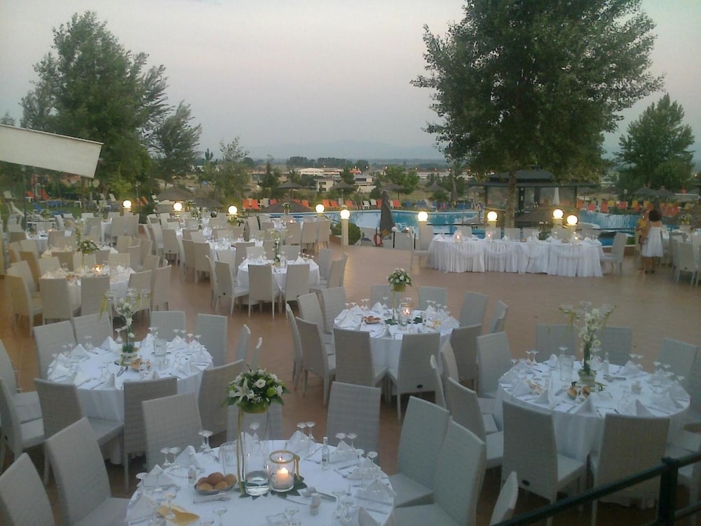 ACROPOL HOTEL 16/26