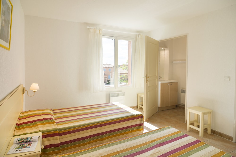 Residence Vacanceole Port Minervois / Les Hauts du lac 31/67