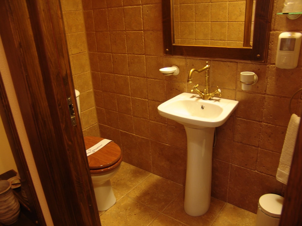 Bella Muzica Hotel 50/50