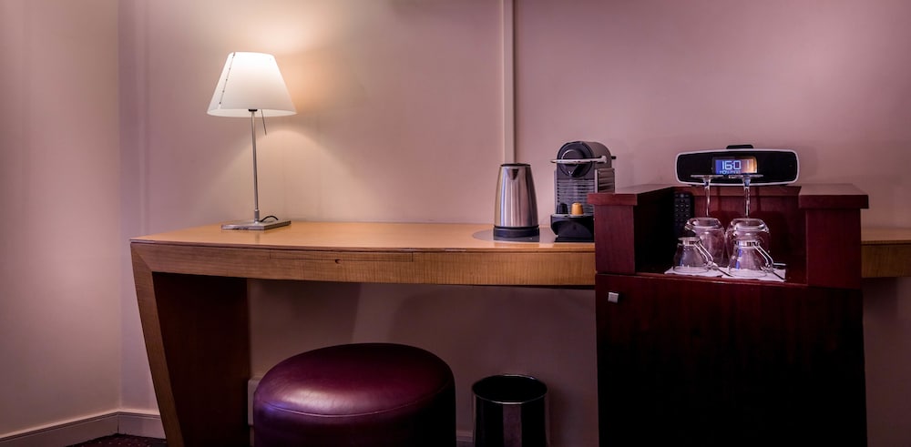 Hotel Pergolese - Paris Champs Elysees 43/70