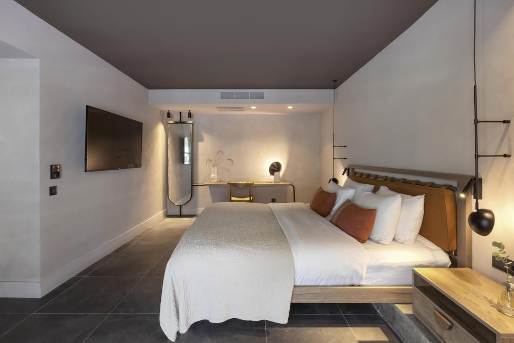 TROPICAL, SUITE, BUNGALOW, KING BED