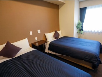 Hotel Livemax Higashi Ginza 28/56